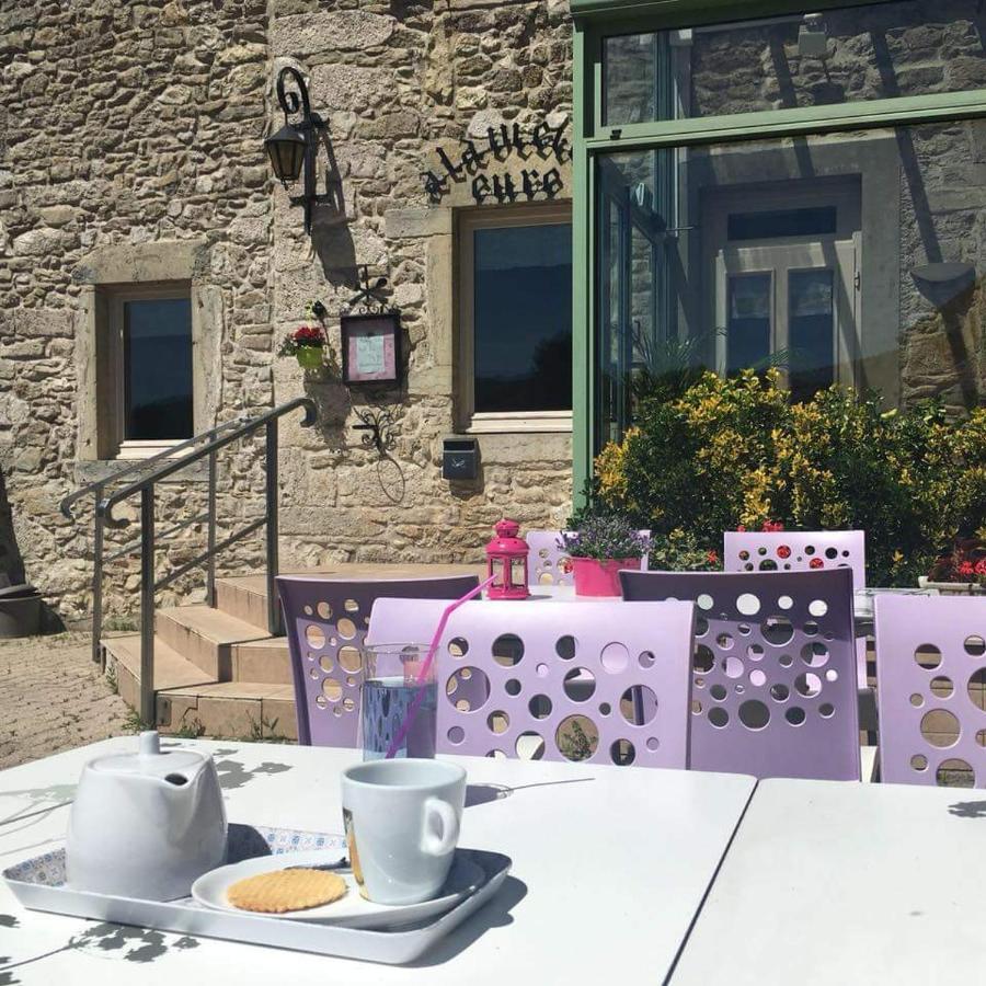 Auberge A La Vieille Cure Arandas Exteriör bild